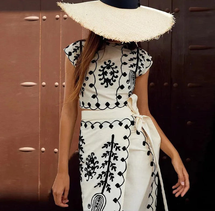 Maria - Conjunto estampado de top sem mangas e saia fluida