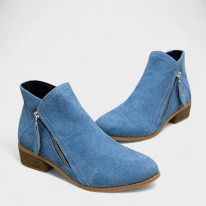 Botas Emma Azul Claro em Camurça com Cano Baixo