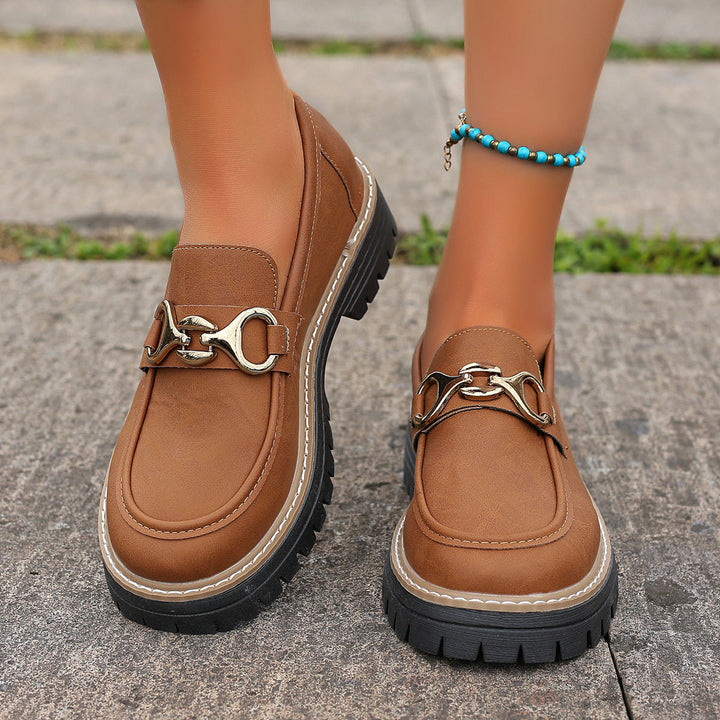 Carla  – Sapatilha Vintage com Sola Macia