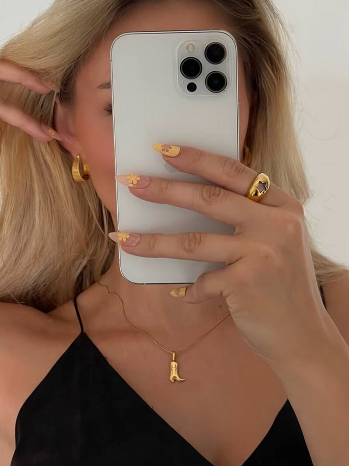 Colar de Bota de Cowboy