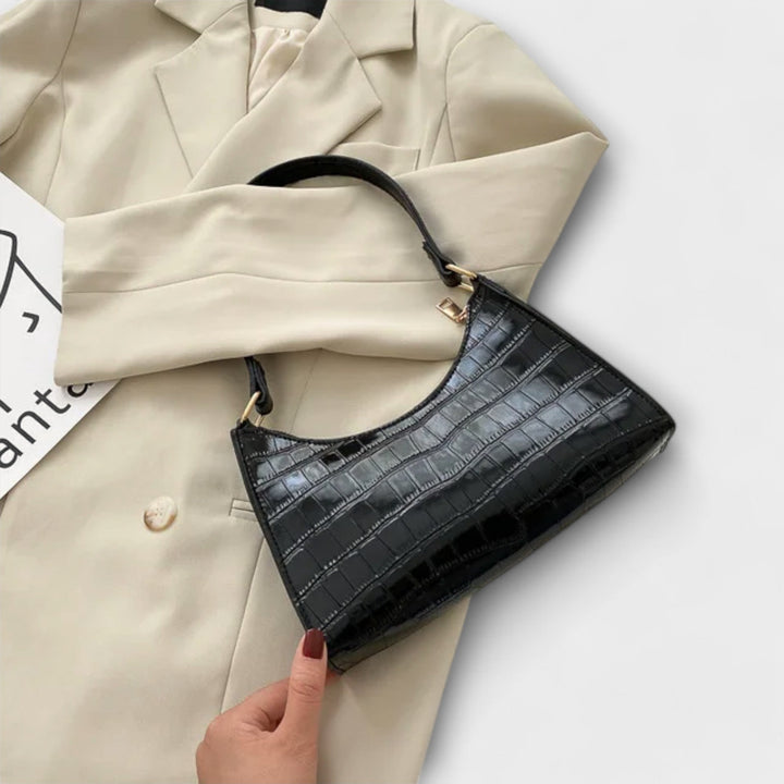 Eline. Bolsa de Couro Brilhante