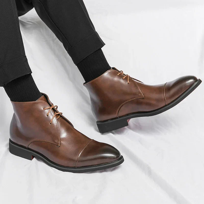 Botas Chukka de Couro Thomas Hudson