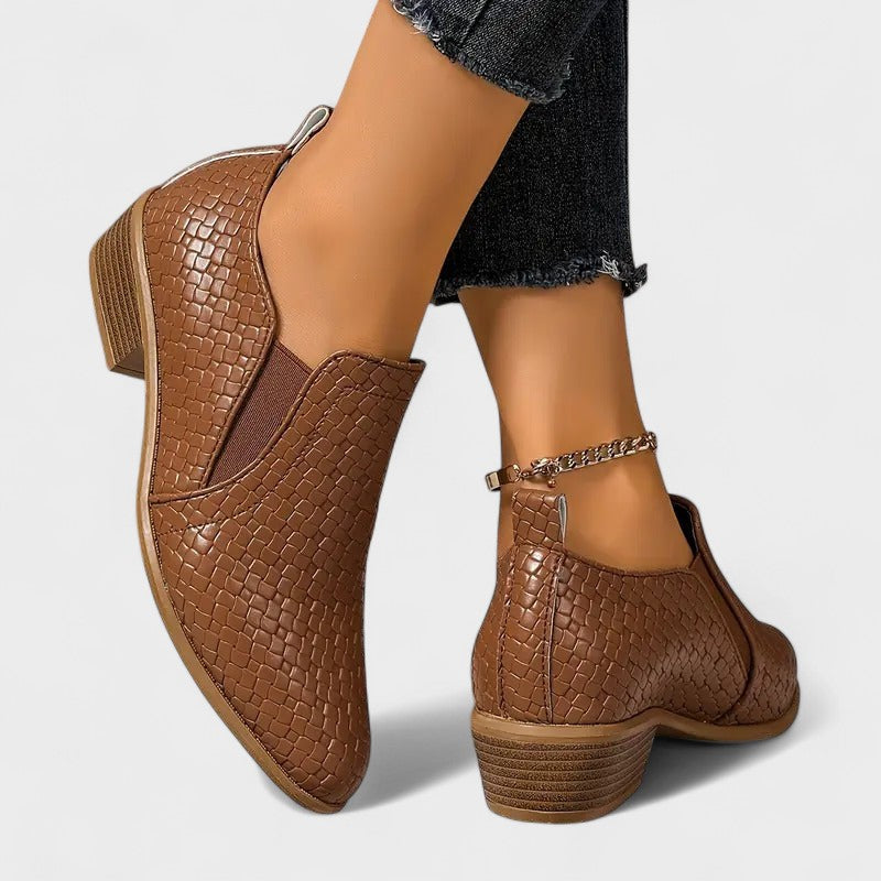 Julia- Sapatos casuais elegantes