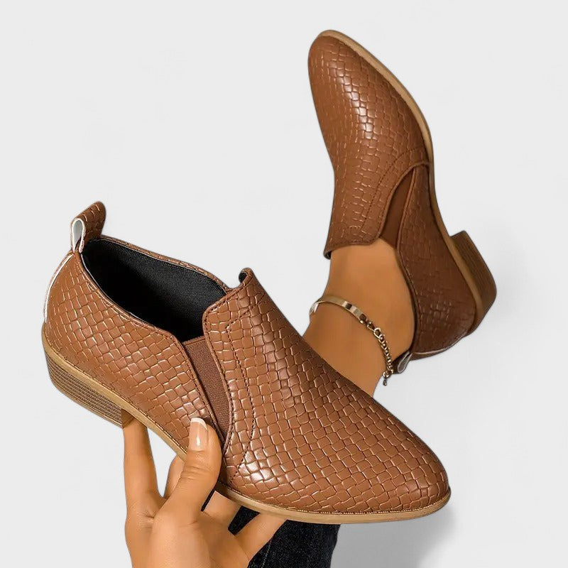 Julia- Sapatos casuais elegantes