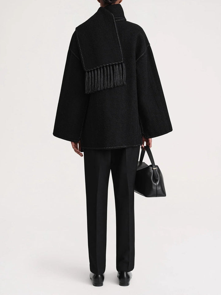 Casaco de Lã com Gola de Lenço