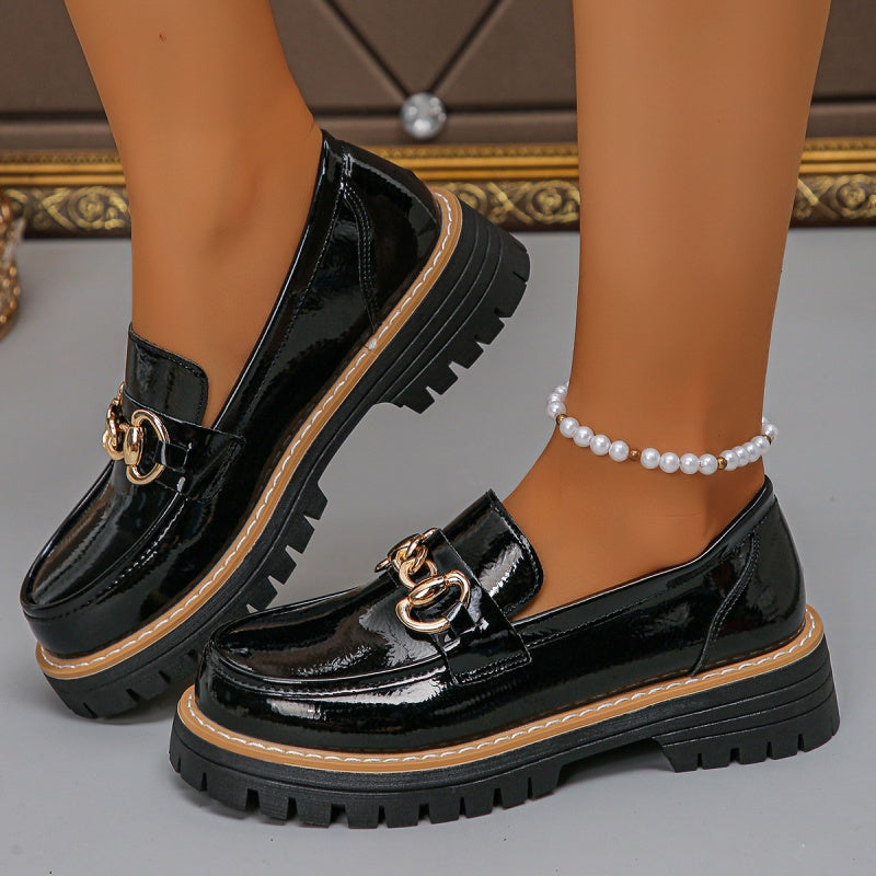 Carla  – Sapatilha Vintage com Sola Macia